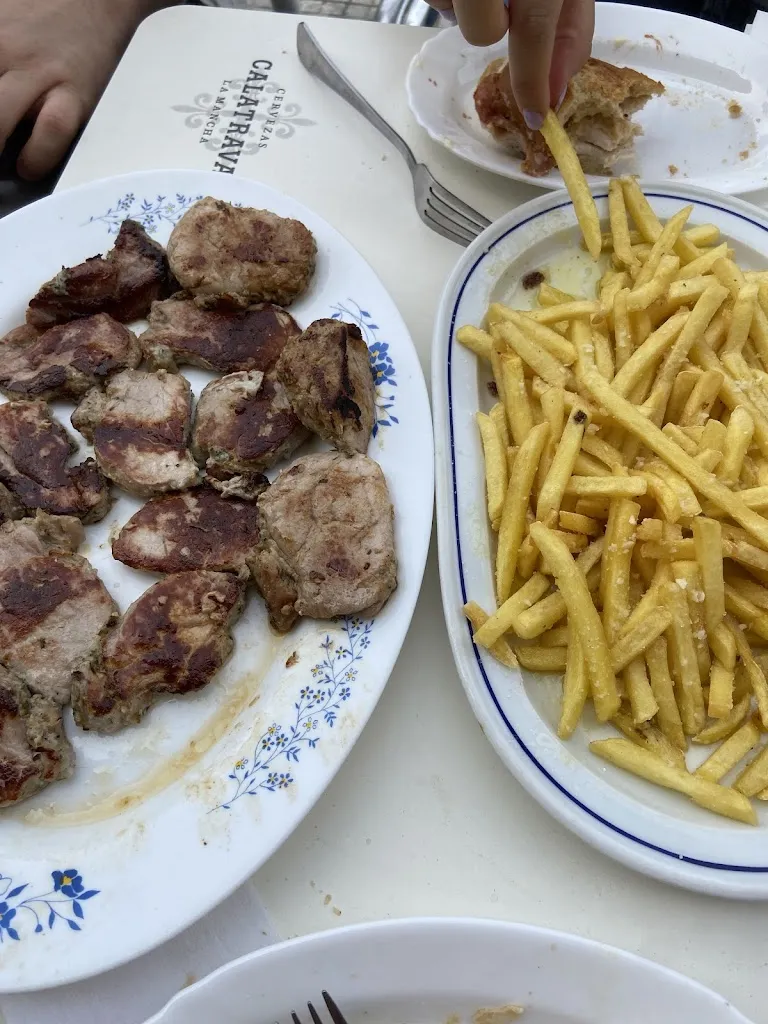 Menu_Bar El Barril_Aldea del Fresno_image_3