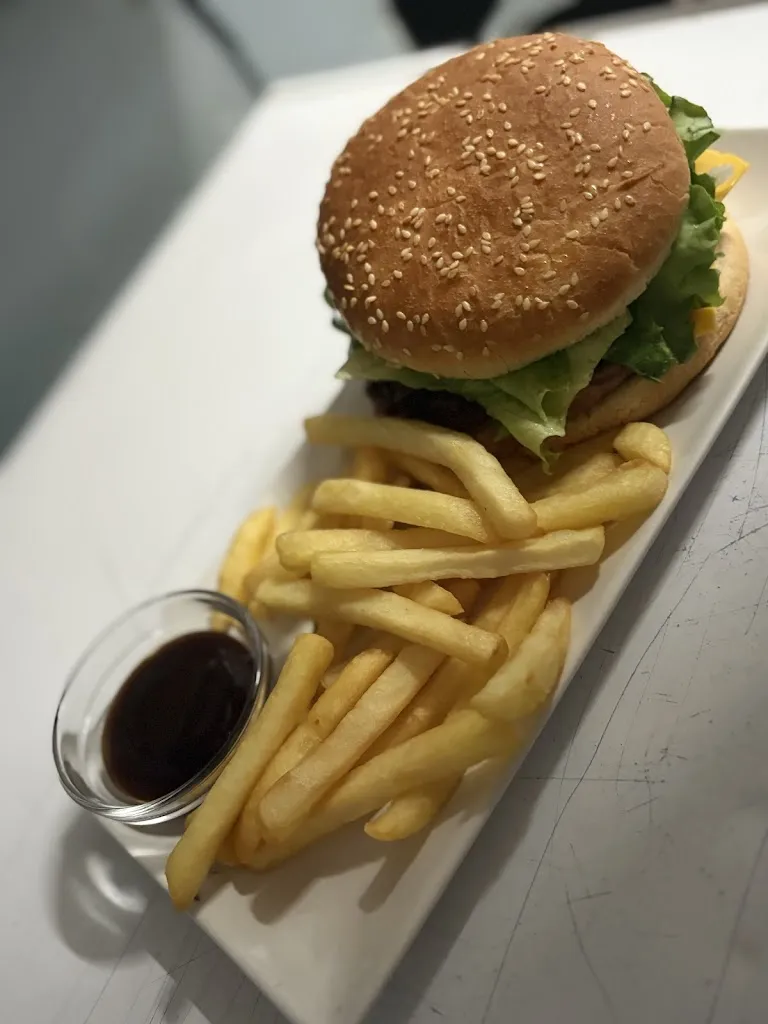 Parada del Fresno Bar Restaurante_Aldea del Fresno_slider_image_3