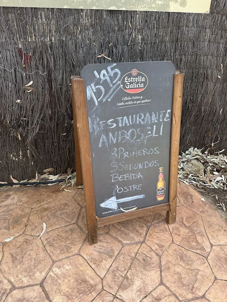 Andres “Churreria Las Naciones” Diaz_Restaurante Amboseli_Aldea del Fresno_review