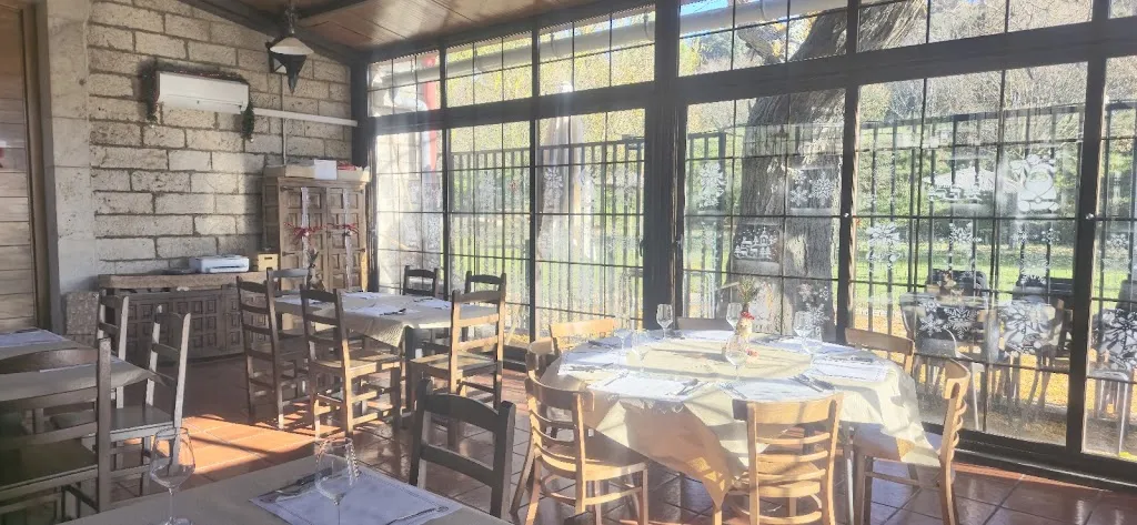 Bar estación Ambite restaurant in Ambite