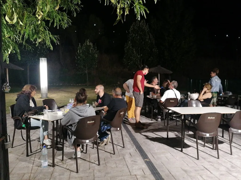 José Lucimar Lourenço da Silva_La Antigua Estación_Ambite_review