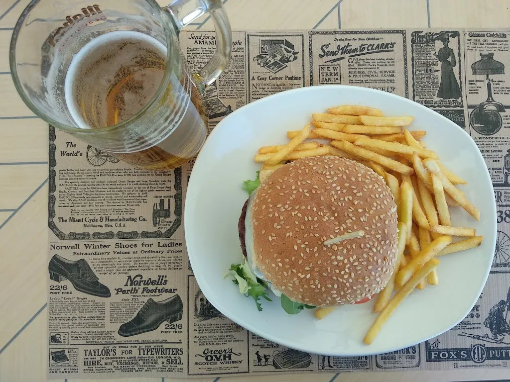 Javier Ruiz Jiménez_Restaurante Estacion Las Vegas_Ambite_review