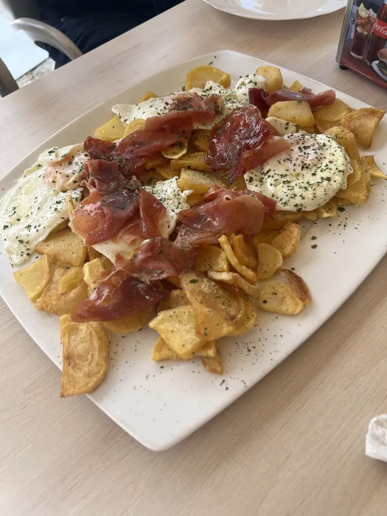 Pepa Lopez_Mesón los once ojos_Ambite_avis