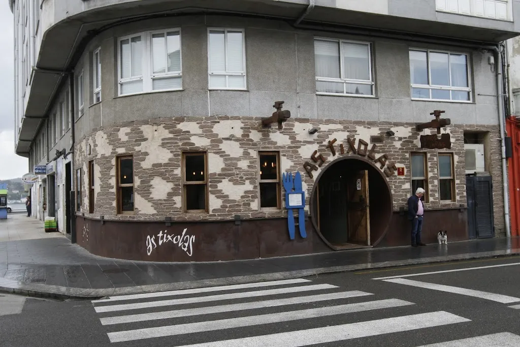 As Tixolas restaurant in Viveiro