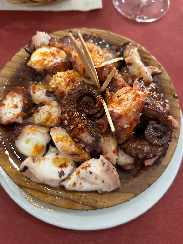 Andrea Jorge Ruiz_Pulpería O Panadeiro_Viveiro_review