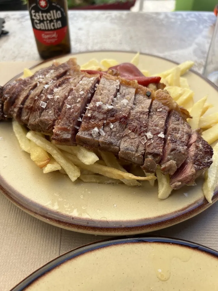 Brina Škof_Pulpería Mario de Viveiro San Roque_Viveiro_review