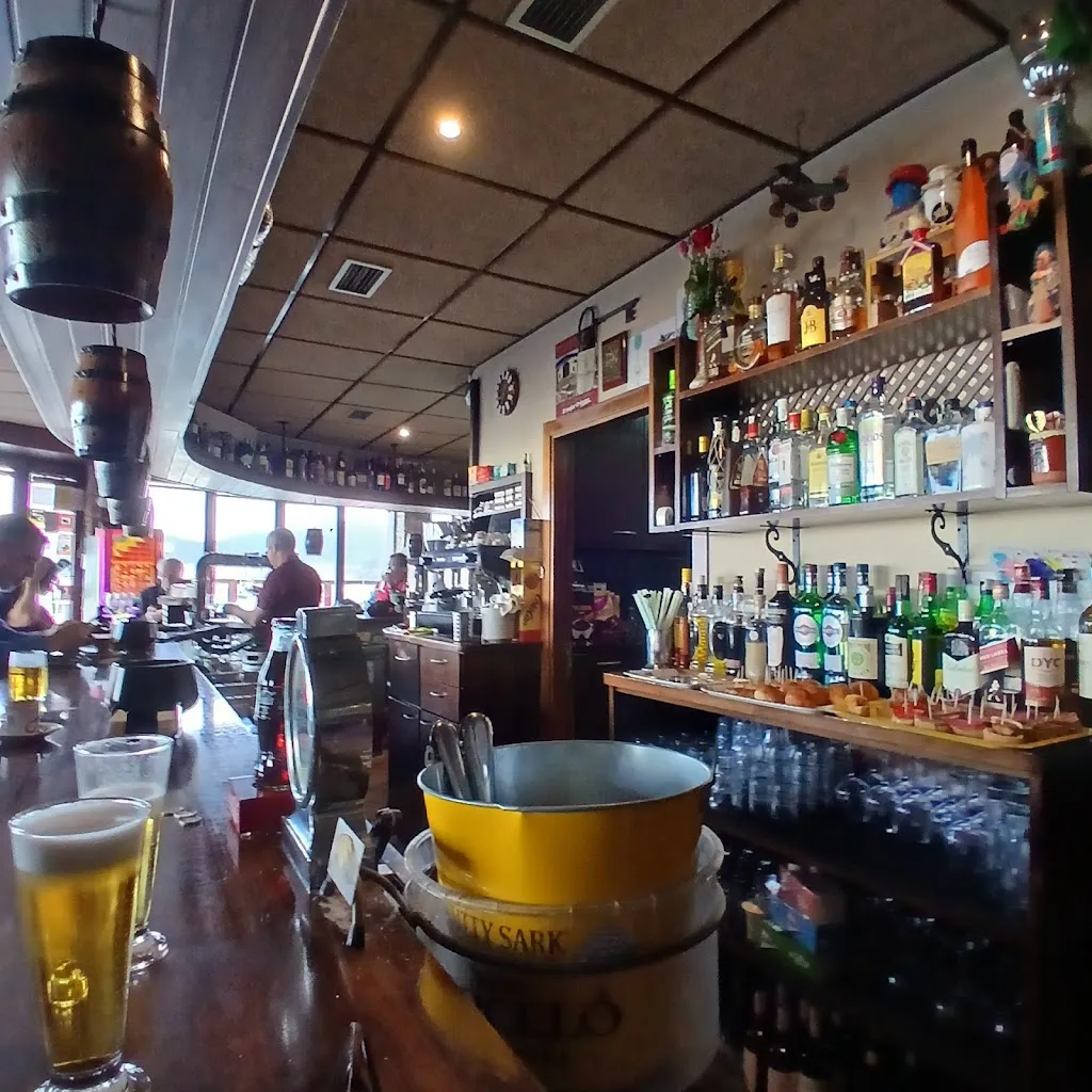 R* LG_Cafetería Mesón K2_Viveiro_review