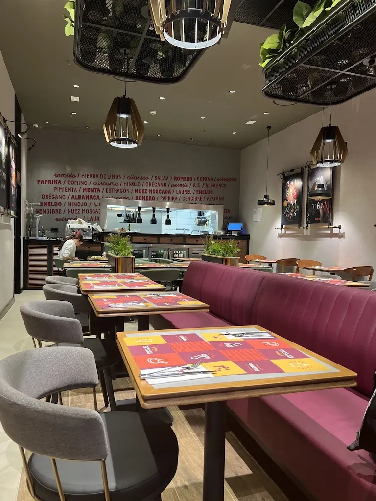 Gagawa Parque Corredor ristorante a Ajalvir