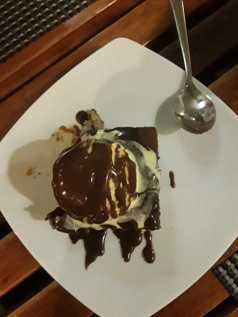 Betty Pamias_Zaino_Ajalvir_review