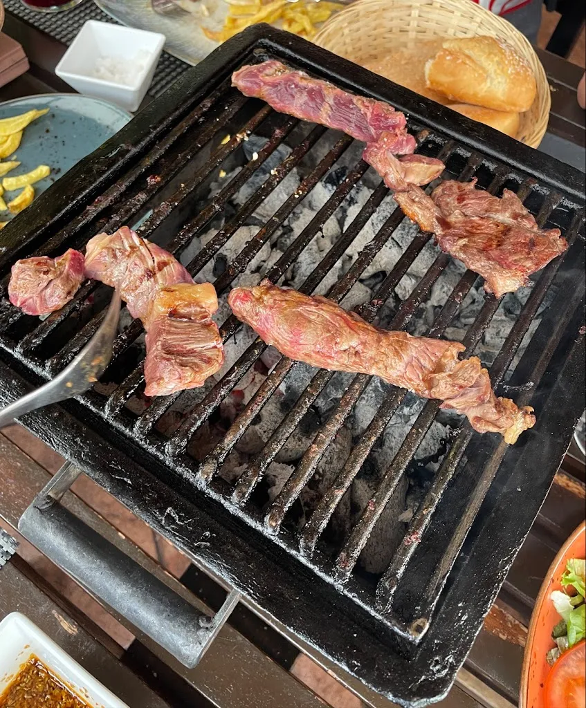 Samanda Henríquez_Zaino_Ajalvir_review