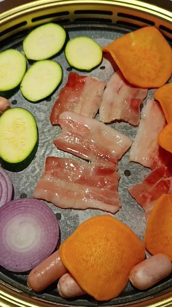 QIQIHARY SUSHI KOREAN BBQ PARQUE CORREDOR_Ajalvir_slider_image_2