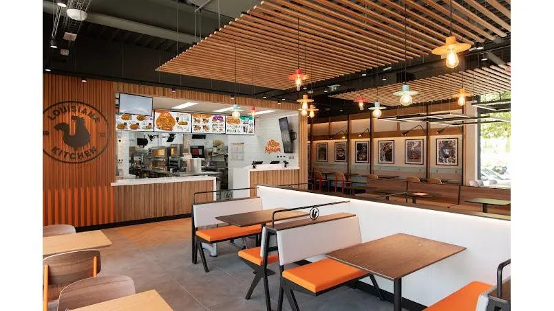 Popeyes Famous Louisiana Chicken restaurant in Ajalvir