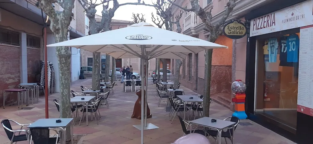 Ricomincio da tre restaurant in Monóvar/Monòver