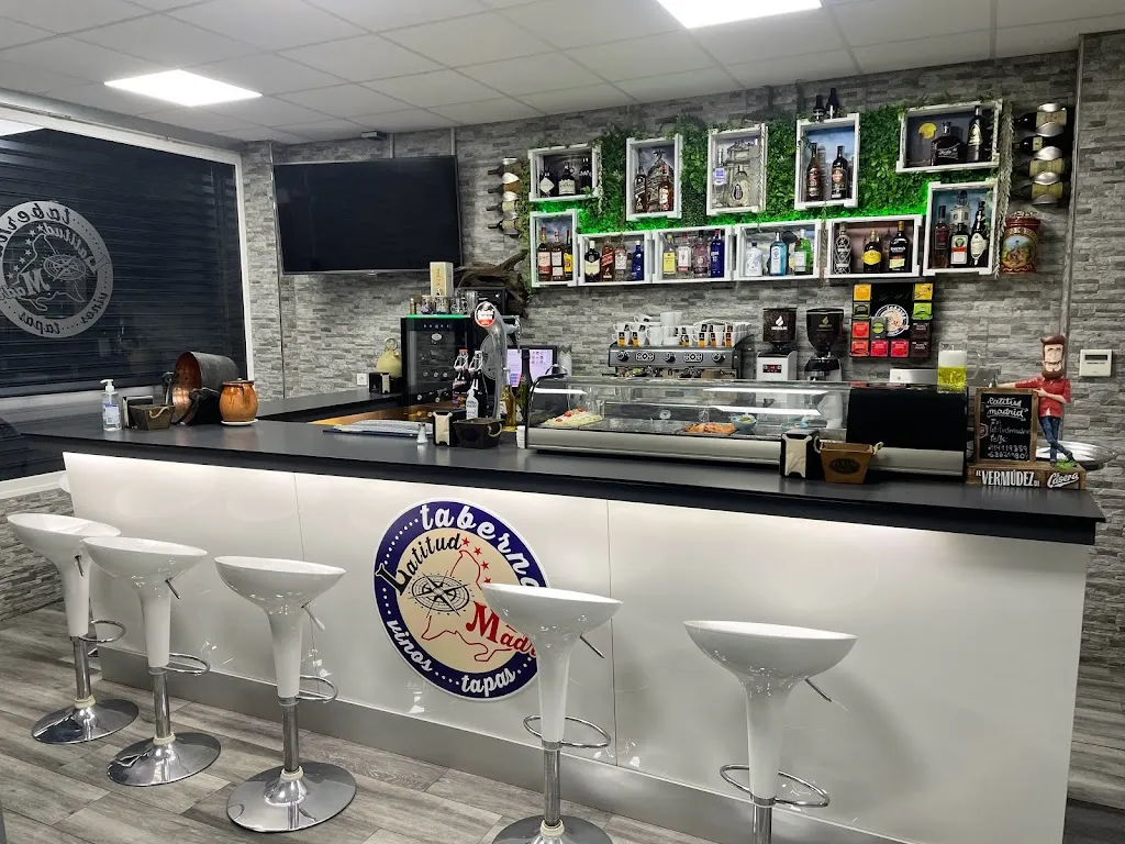 Taberna Latitud Madrid_Algete_slider_image_1