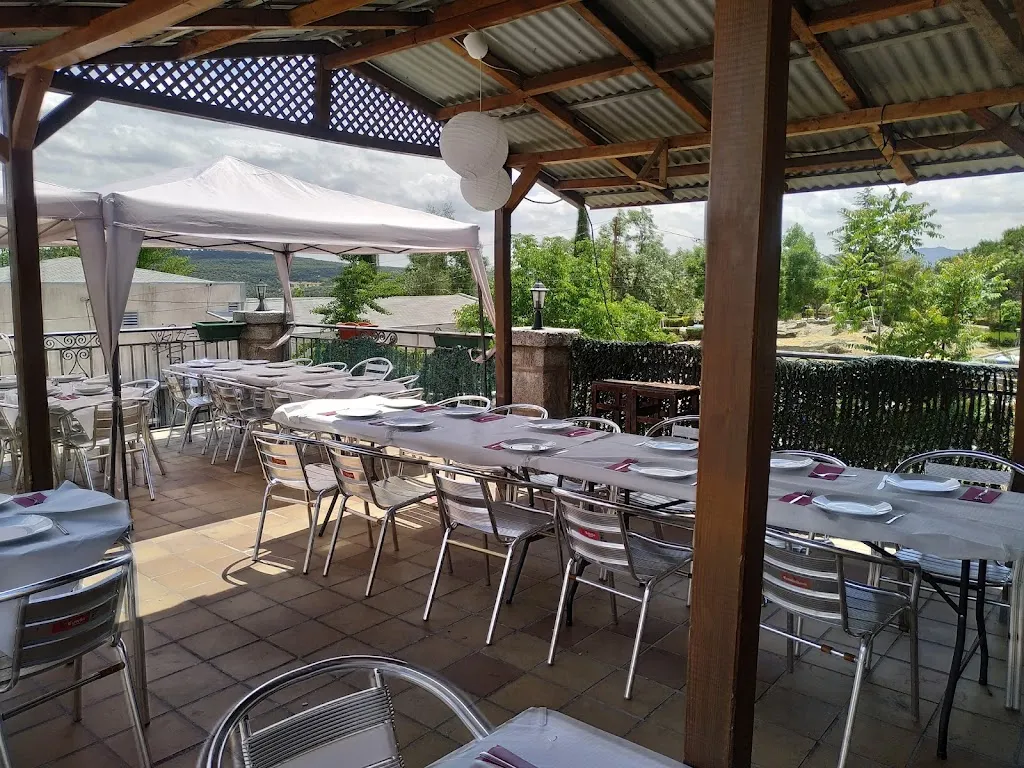 EL REFUGIO DE ORIA restaurant in Boalo