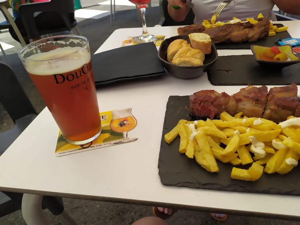 Julián García de León Martín_Fabi's_Becerril de la Sierra_review