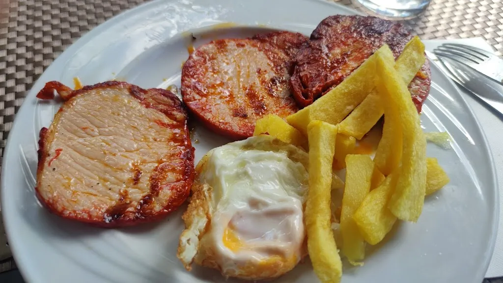 Julio Arias_Restaurante Lozoya Mesón_Berzosa del Lozoya_review