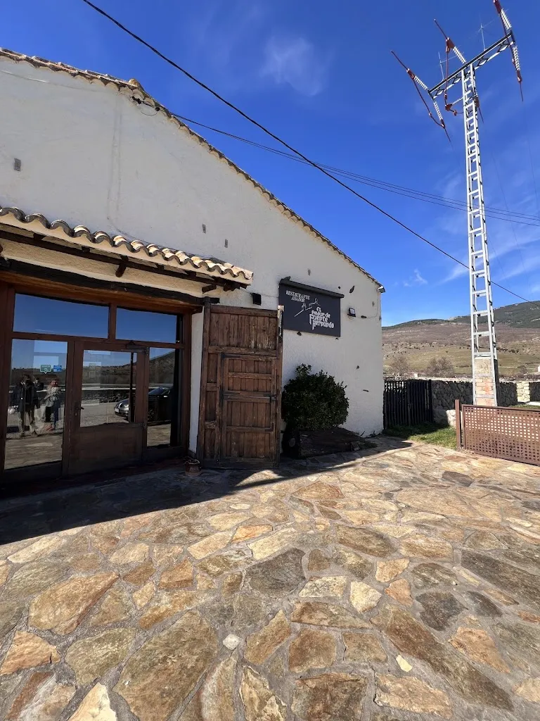 Alberto Pires_El Pajar de Fuente Hernando_Berzosa del Lozoya_review