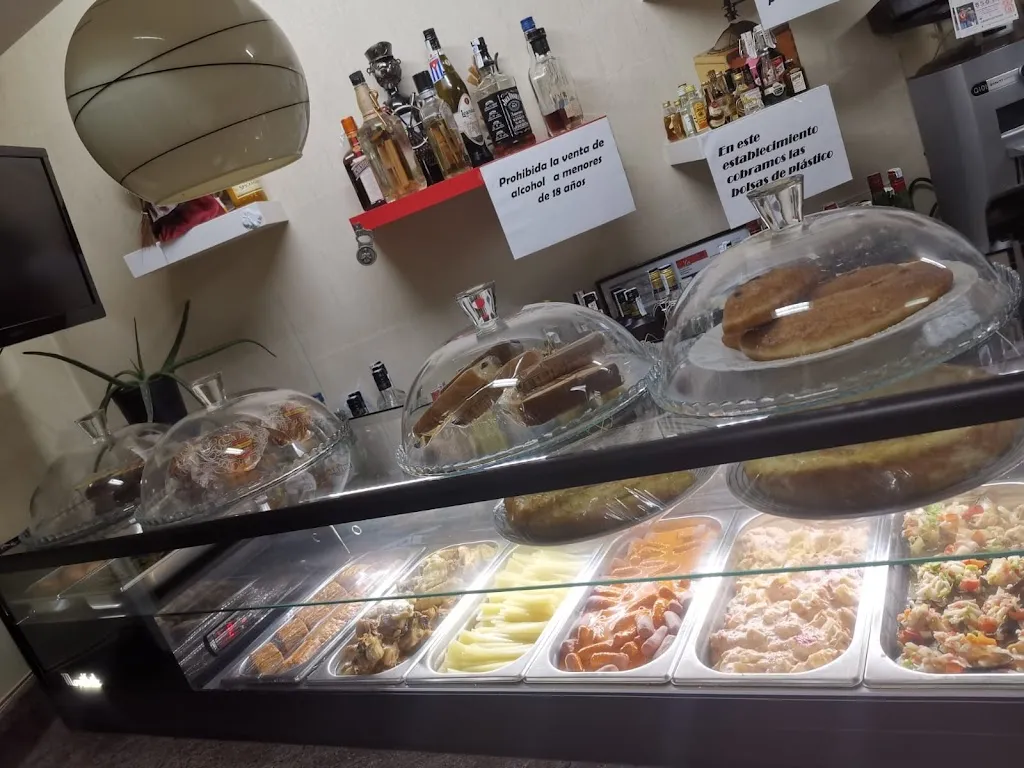 Café Bar Ya Hera Ora restaurant in Berzosa del Lozoya