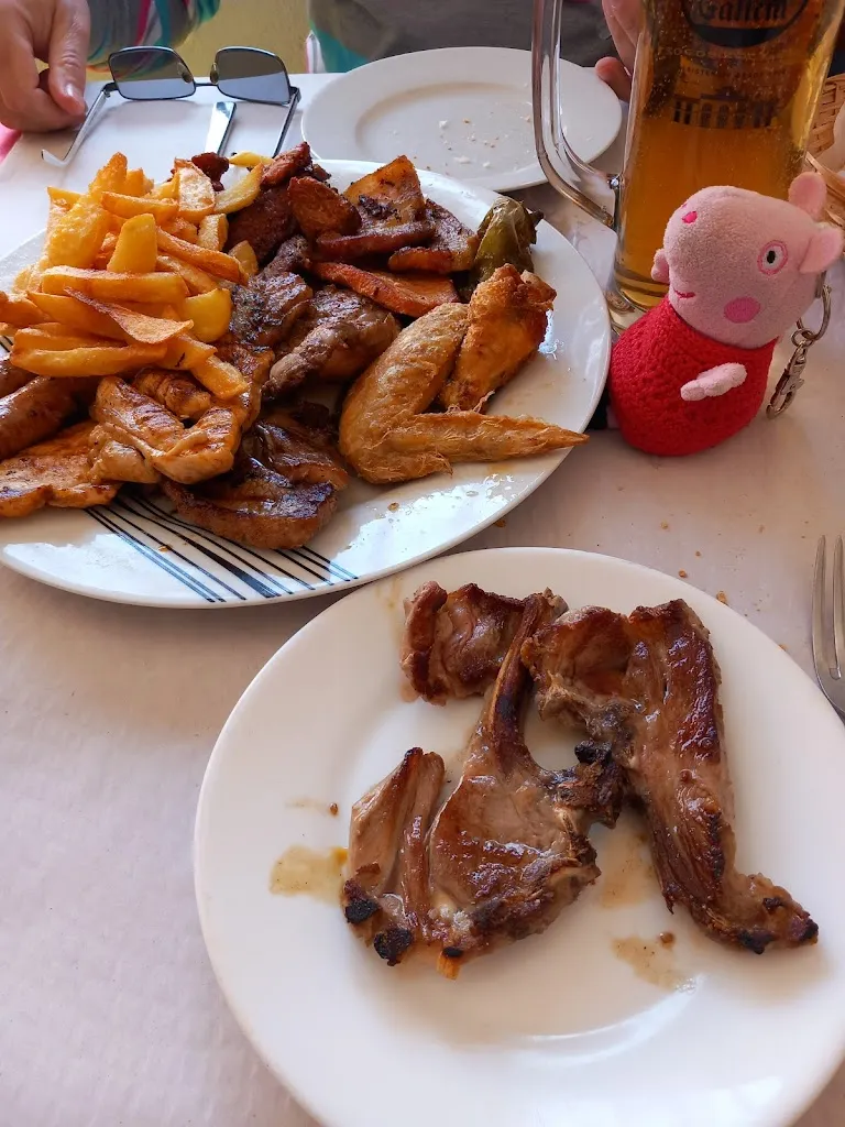 Menu_Bar Restaurante Tapas Los Amigos_Berzosa del Lozoya_image_9