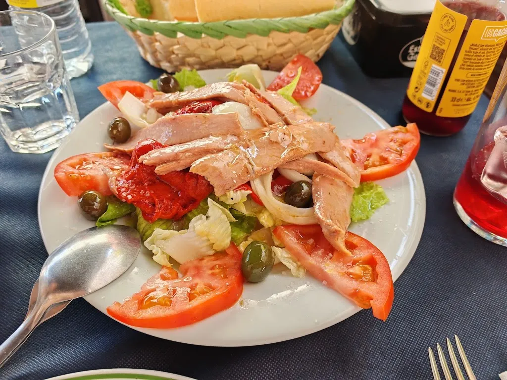 Guillermo Begué_Bar Restaurante Tapas Los Amigos_Berzosa del Lozoya_review