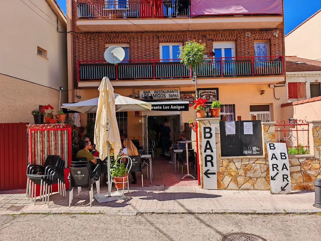 Bar Restaurante Tapas Los Amigos restaurant in Berzosa del Lozoya
