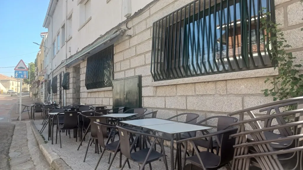 El Barril restaurant in Cabanillas de la Sierra