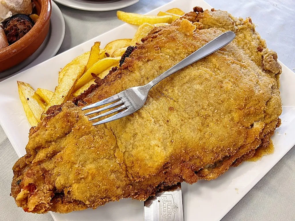 Pepa Romero_Restaurante Pico de La Miel_Cabrera La_review