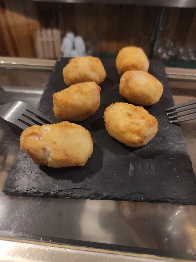 Menu_Bar Cristo_Cabrera La_image_6