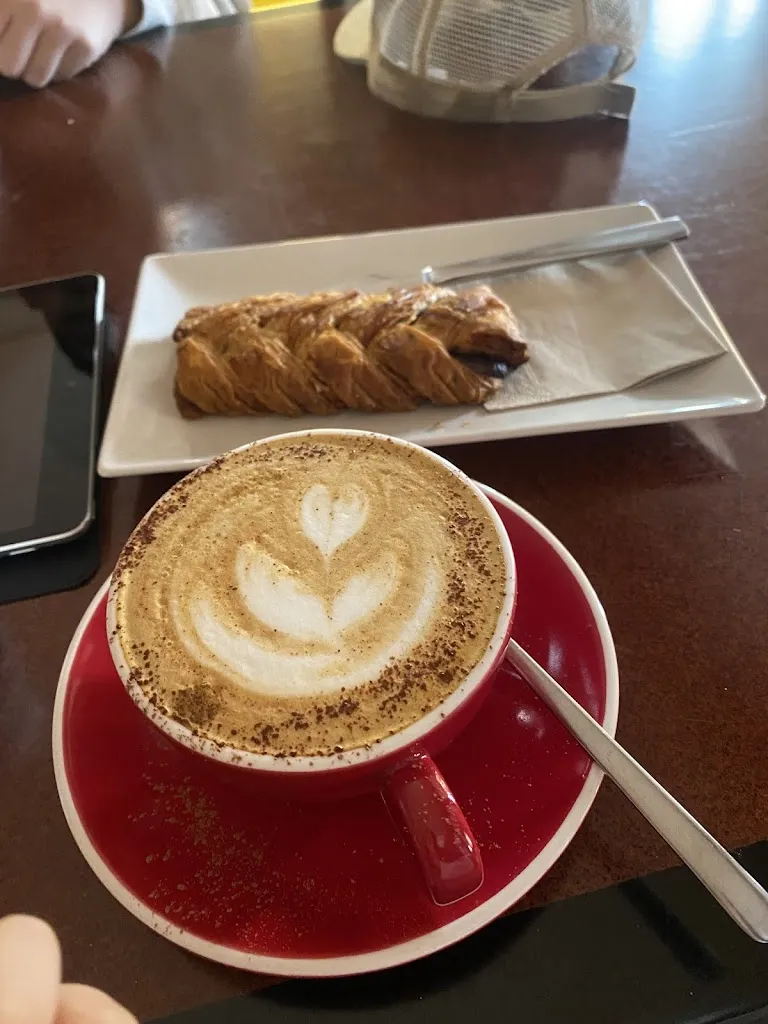 Bao Ngoc Nguyen_Cárabo Café_Bustarviejo_review