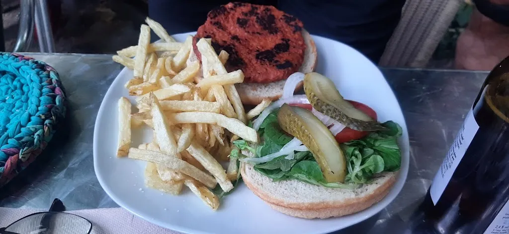 Ainhoa C_Cervecería Bailandera_Bustarviejo_review