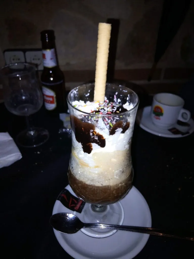 Menu_Bar El Parador_Cadalso de los Vidrios_immagine_3