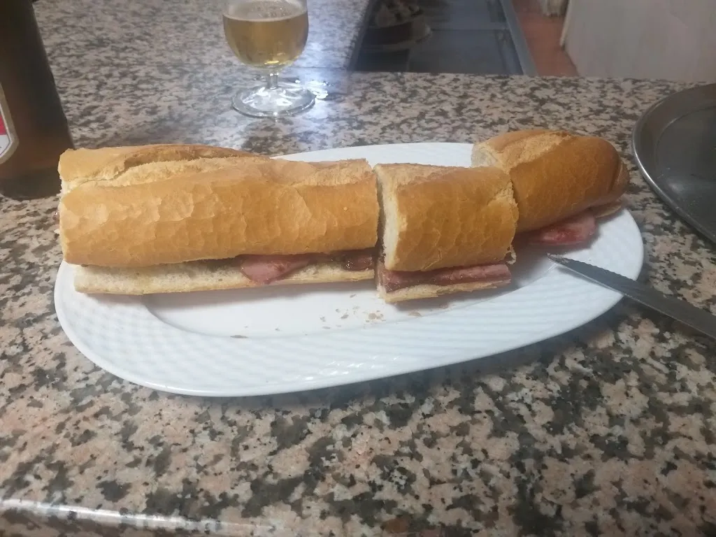 Menu_Bar Mariano_Cadalso de los Vidrios_image_9