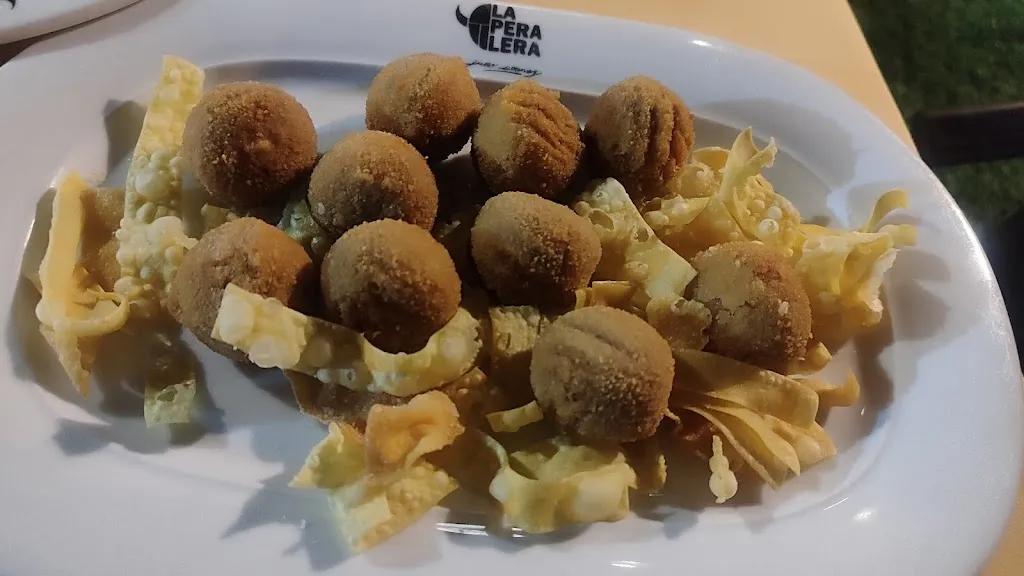 Pantera ojos de hielo_Restaurante La Peralera_Camarma de Esteruelas_review