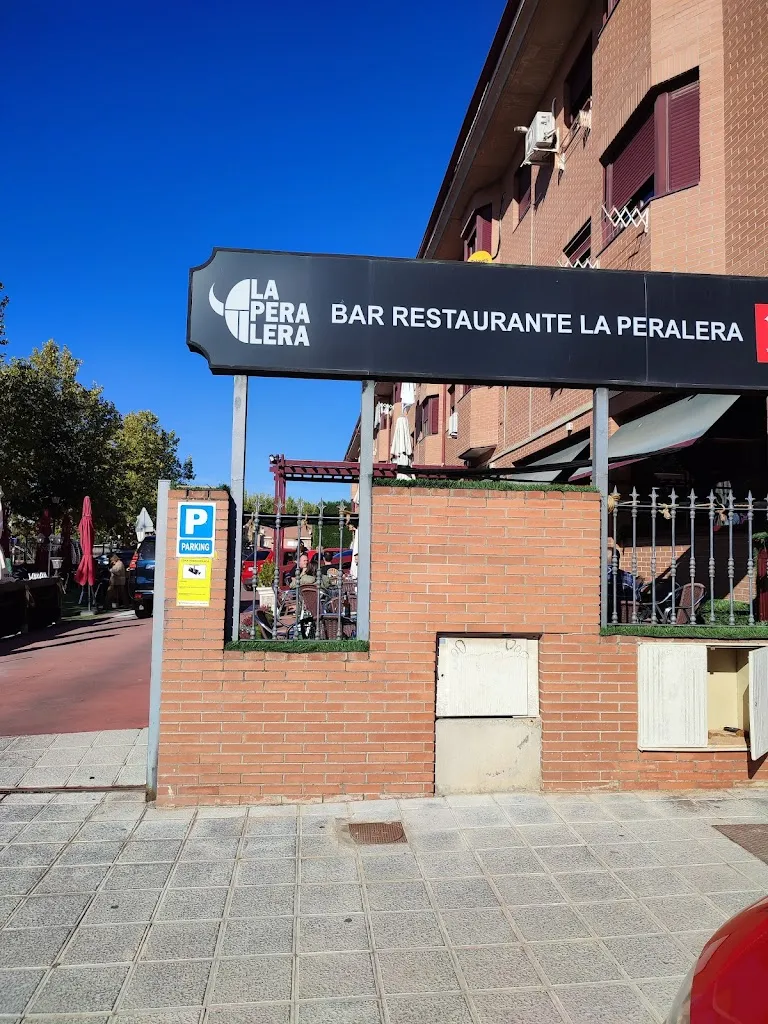 Restaurante La Peralera restaurant in Camarma de Esteruelas