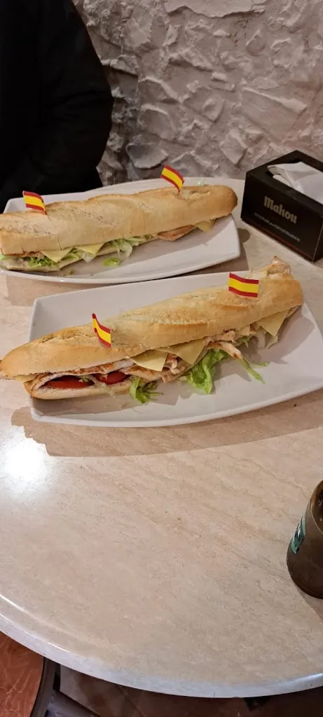 Imperial Iry Grill_Camarma de Esteruelas_slider_image_1