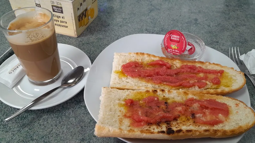 Laucha AC_Bar El Rincón_Camarma de Esteruelas_review