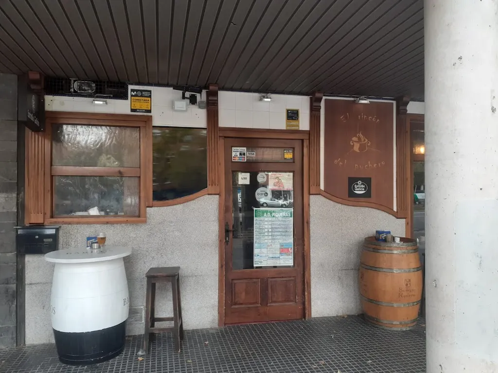 El Rincón del Puchero restaurant in Carabanchel