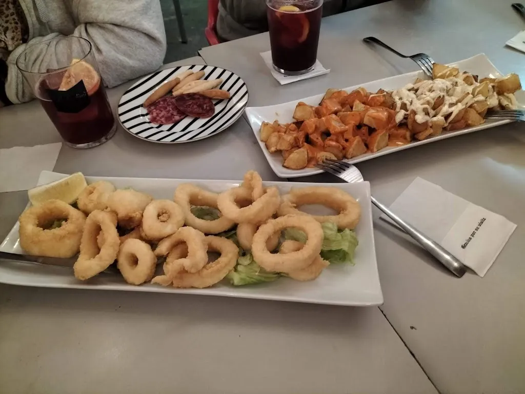 Ines Caballero Gallardo_LOS MARINOS SPORT BAR TAPAS, RACIONES Y BUEN AMBIENTE EN CASARRUBUELOS_Casarrubuelos_review