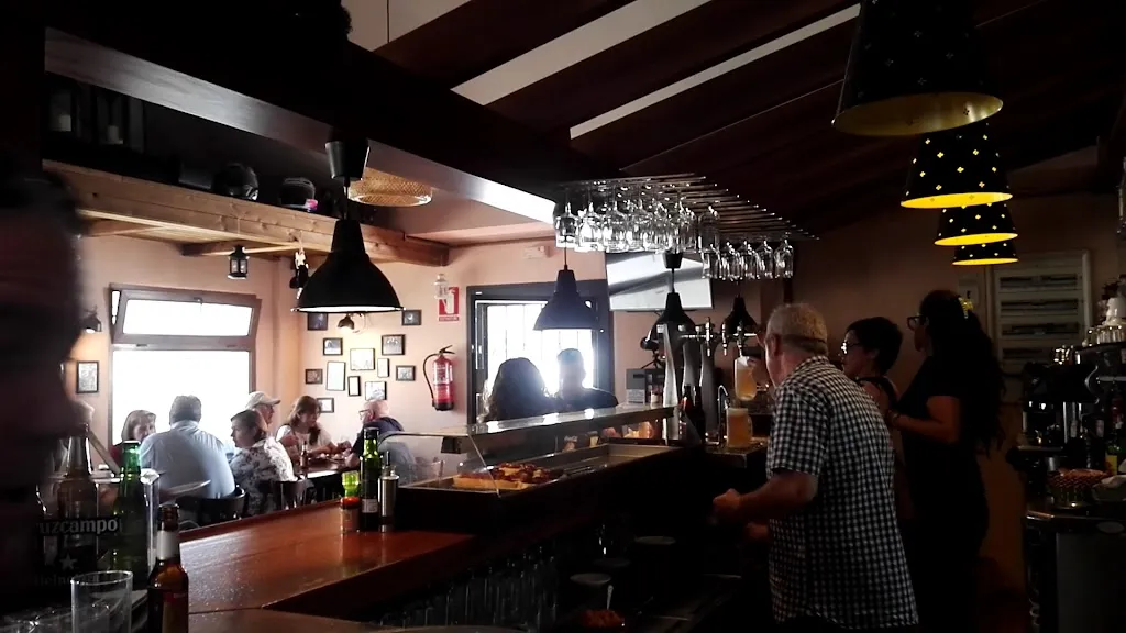 Cafetería la Bruja Motera_Casarrubuelos_slider_image_2