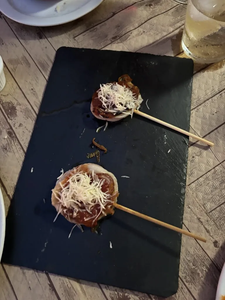 Mei Underwood_Restaurant Samalet_Onil_review