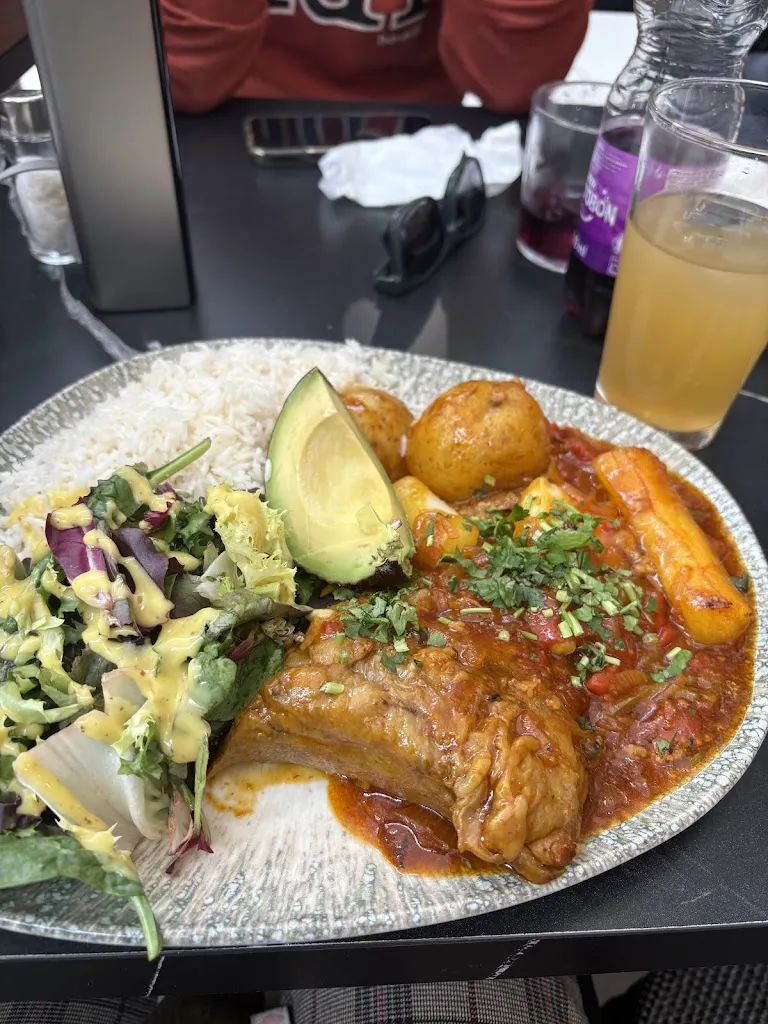 Angie Julieth Cardenas luna_Josepan Xanadú_Arroyomolinos_recensione