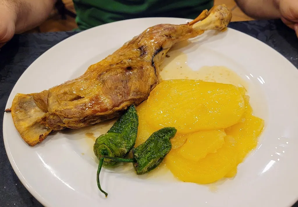 Restaurante LA PLAZUELA_Arroyomolinos_slider_image_2