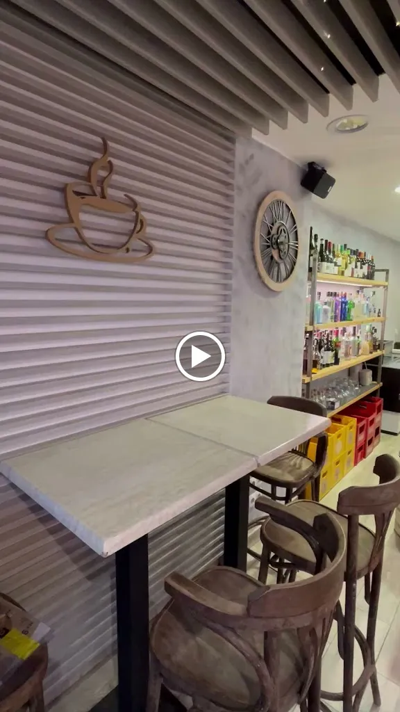 Donde Calin restaurant in Arroyomolinos