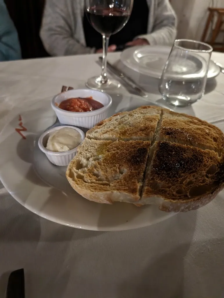 Glenn O Larsen_Restaurante La Herradura_Montesinos Los_recensione