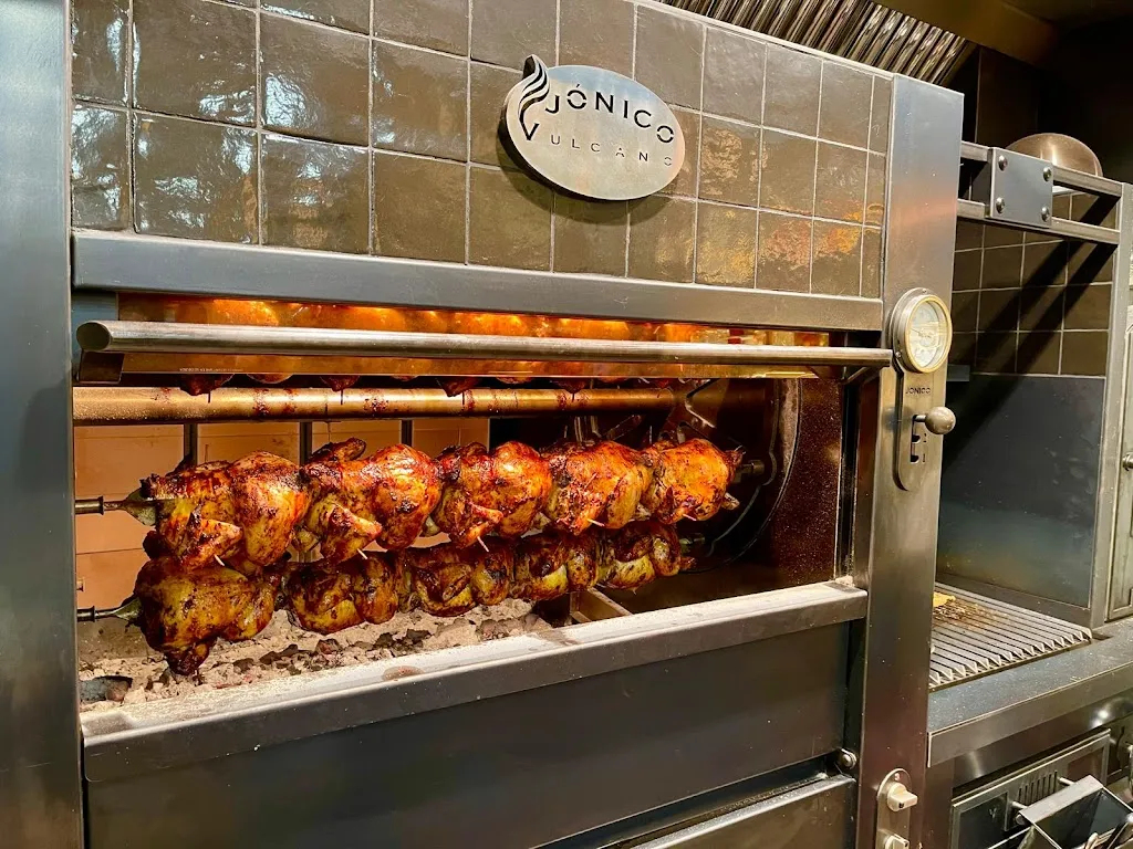 jonico grill restaurant in Arroyomolinos