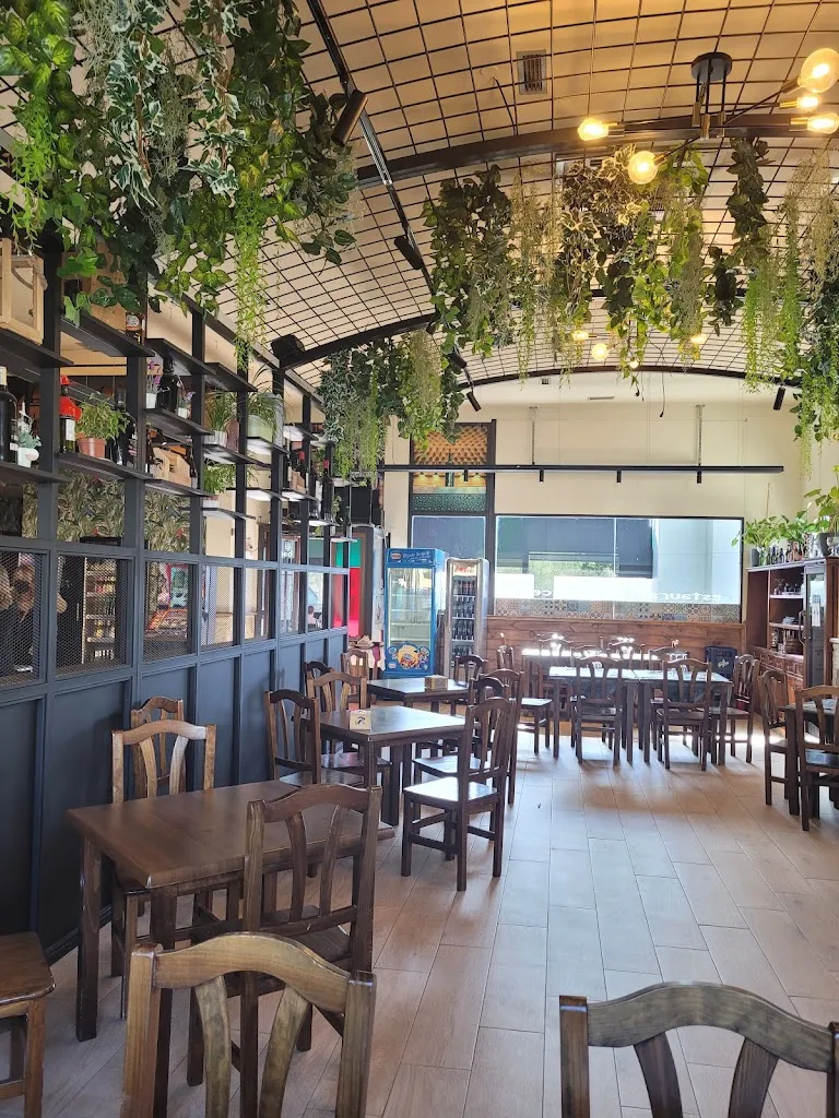 Restaurante Cerveceria Barril restaurant in Arroyomolinos