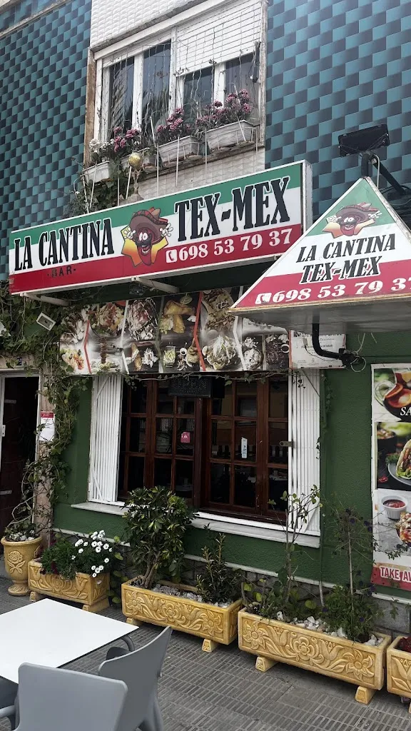 Kristina Rubinova_La Cantina Tex-Mex_Montesinos Los_recensione