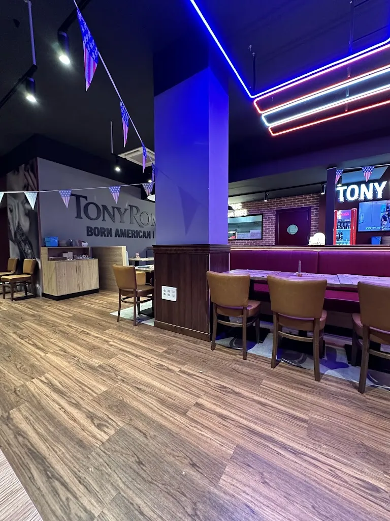 Moeen V_Tony Roma's_Arroyomolinos_Bewertung