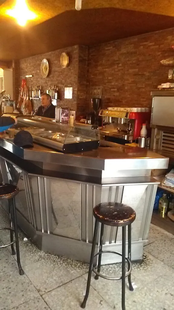 Bar Parro restaurant in Cenicientos